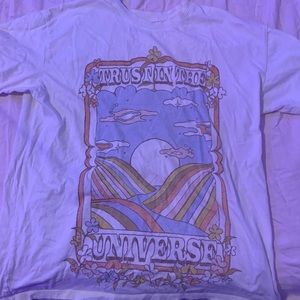 hollister non-crop graphic tee white & warm tones